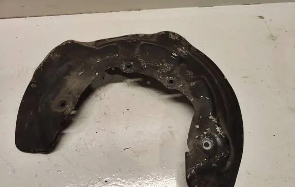 Audi A6 S6 C6 4F Front brake disc dust cover plate 4F0615311A