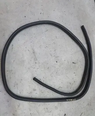 Ford Kuga II Rubber seal rear door GMAUTO4574097