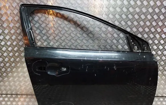 Volvo V40 Front door S26372105