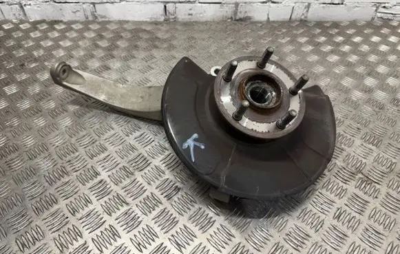 Dodge Durango III Front wheel hub spindle knuckle P04877659AD