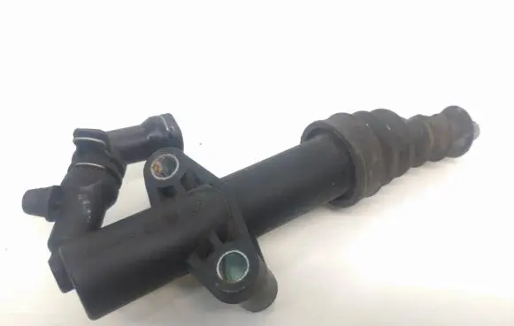 Citroen C3 Clutch master cylinder 9683750480
