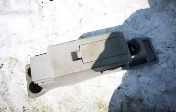 Dodge Caliber Armrest 1bm461daae 3c380603nae