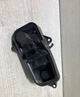 Opel Crossland X Tail light bulb cover holder 207989