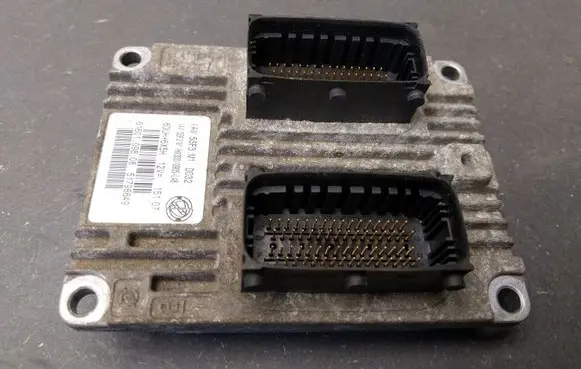 Suzuki Jimny Engine control unit/module ECU IAW5SF3M1 51798649