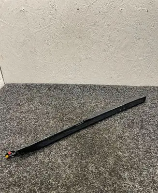 BMW i5 G60 Other front door trim element 5B3CF62