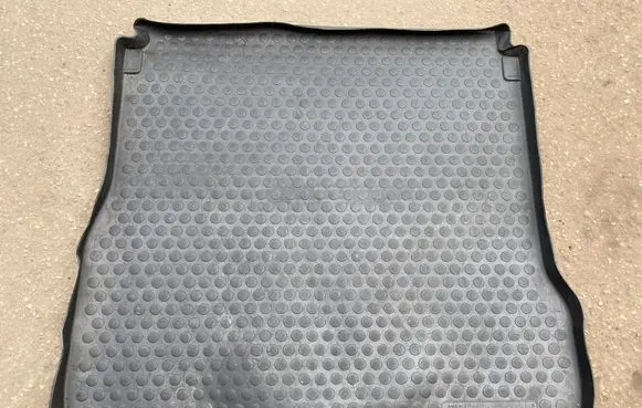 Audi A6 S6 C5 4B Rubber trunk/boot mat liner 
