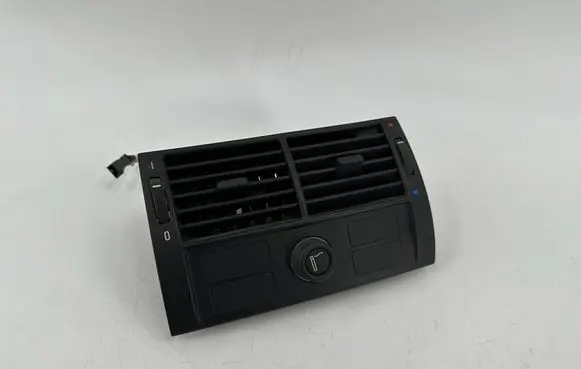 BMW X5 E53 Rear air vent grill 64228409081 8409081