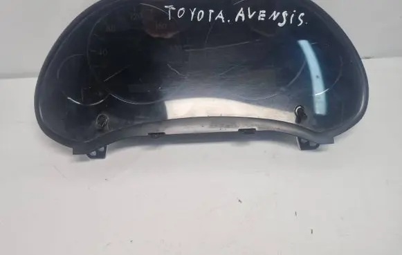 Toyota Avensis T250 Speedometer (instrument cluster) 8380005C00C MB2574305293