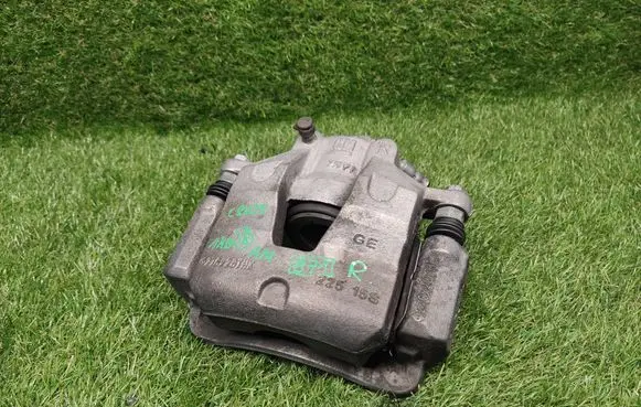 Chevrolet Cruze II Front brake caliper 39087955 137468836