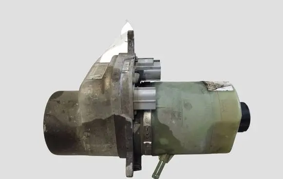 Ford Focus Power steering pump 4M513K514CC