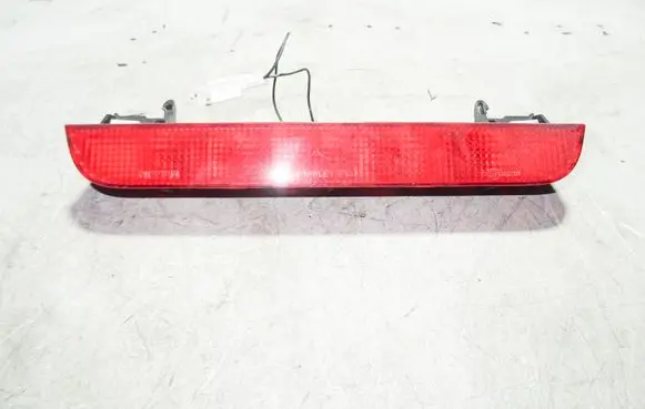 Nissan X-Trail T30 Third/center stoplight P1842
