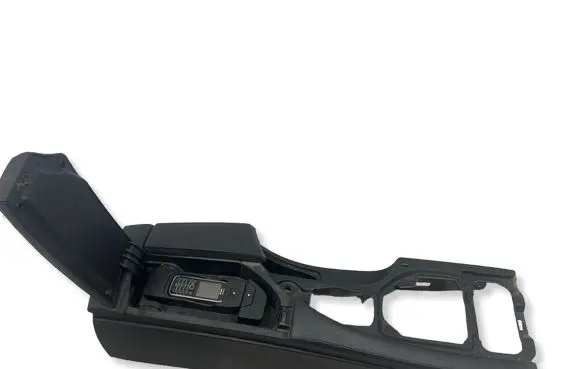 BMW 5 E60 E61 Armrest 7034086 7060013 7275847