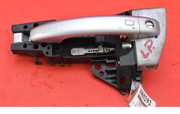 Audi A4 S4 B8 8K Front door exterior handle 8T0837885A