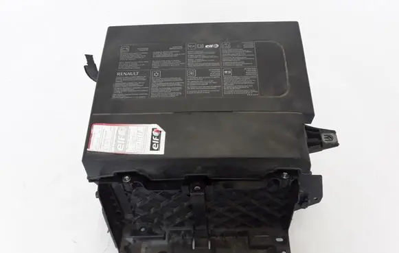 Battery bracket
