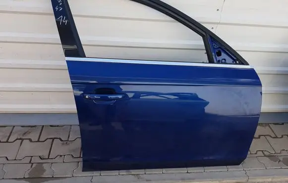 Audi A4 S4 B8 8K Front door 