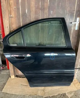 Volvo S60 Rear door 