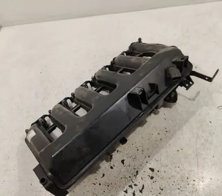 BMW 5 E60 E61 Intake manifold 7790700