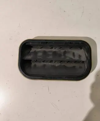 Ford Kuga I Quarter panel pressure vent Yf1a54280b61ae