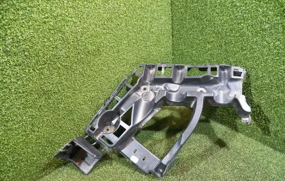 Renault Espace V (RFC) Rear bumper mounting bracket 850445100R