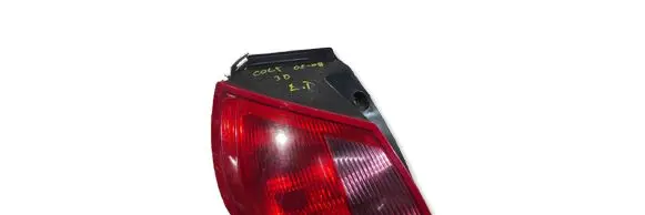 Mitsubishi Colt Rear/tail lights MR957365 27850102