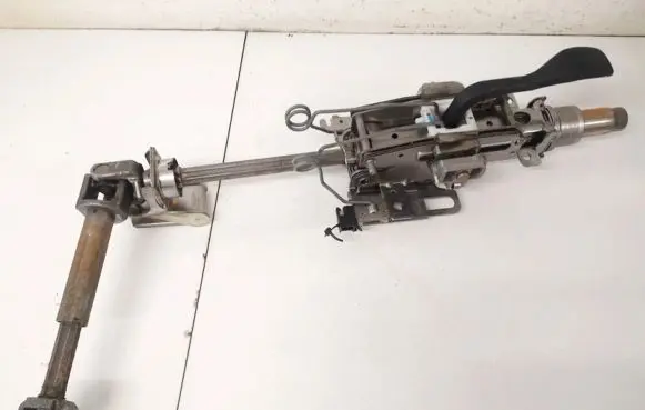 Volkswagen Fox Steering wheel axle 5z1419501r