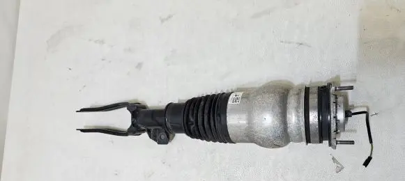 Maserati Grecale Front shock absorber/damper 06701818550