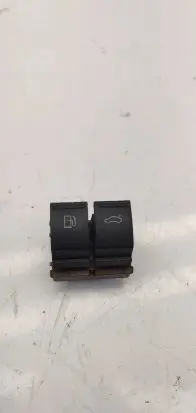 Volkswagen PASSAT B6 Fuel tank opening switch 3c0959903