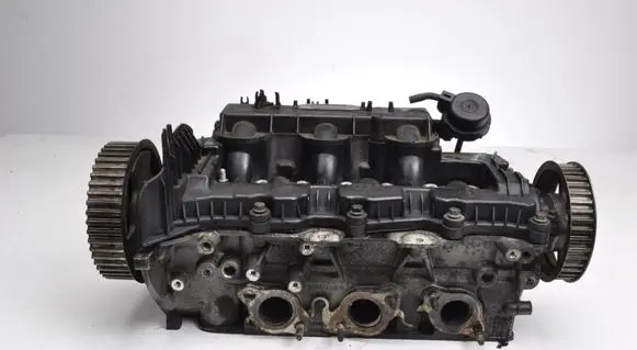 Peugeot 407 Engine head PM4R8Q-6C064