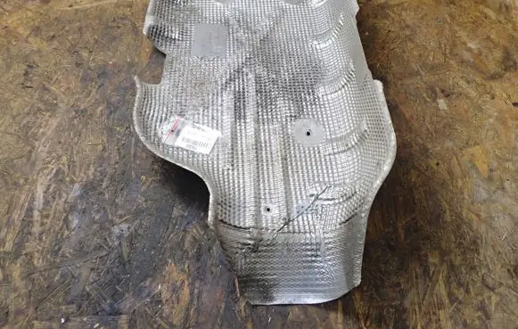 Renault Scenic III - Grand scenic III Heat shield in engine bay 205400004R
