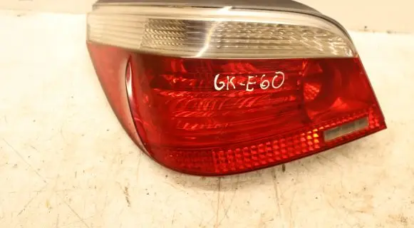 BMW 5 E60 E61 Rear/tail lights 6923305