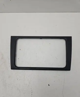 Volkswagen Golf VI Radio/GPS head unit trim 5k0858063