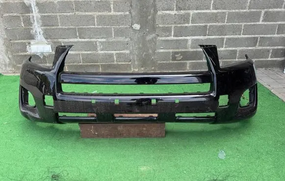 Toyota RAV 4 (XA50) Front bumper