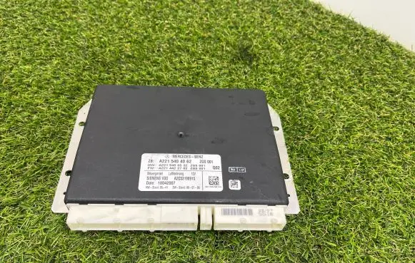 Mercedes-Benz S W221 Suspension control unit/module A2215404062 A2215456532