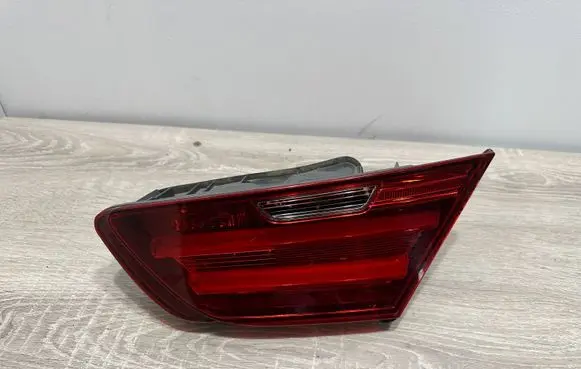 BMW 6 F12 F13 Tailgate rear/tail lights 7210580