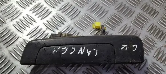 Mitsubishi Lancer Front door exterior handle
