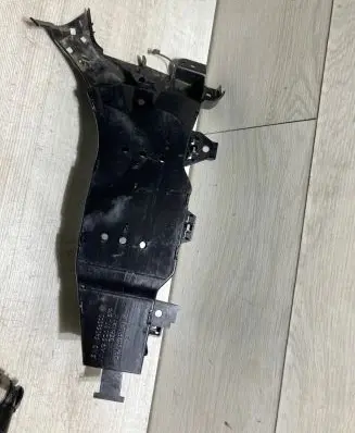 Skoda Superb B8 (3V) Other engine bay part 5Q0971879