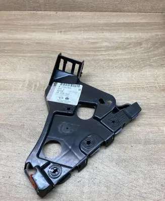 Opel Astra J Front bumper mounting bracket 13367893 13367891