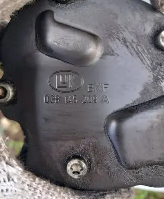 Volkswagen Polo IV 9N3 Vacuum pump 038145209A
