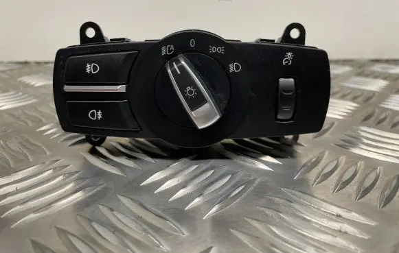 BMW 5 F10 F11 Light switch 9192744