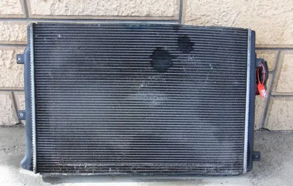 Audi A3 S3 8P Coolant radiator