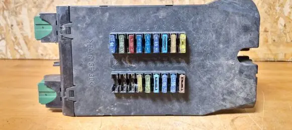 Mercedes-Benz Vito Viano W638 Fuse module 0005400650