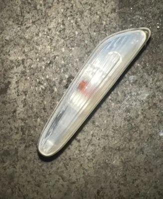 BMW 5 E60 E61 Front fender indicator light 7165741