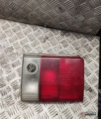Tailgate rear/tail lights