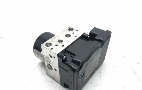 Volvo S60 ABS Pump 31329137