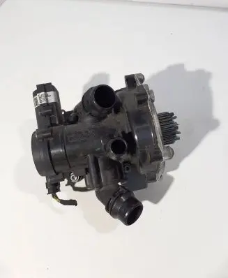 Thermostat/thermostat housing