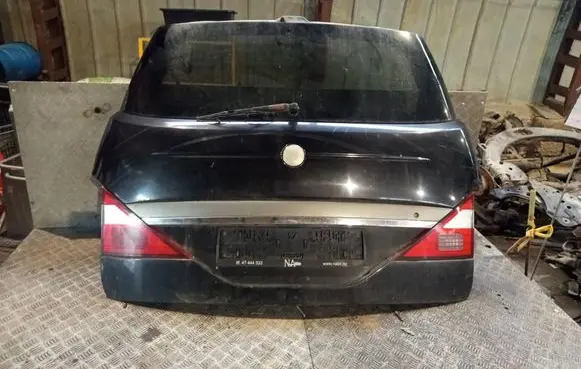 SsangYong Rodius Tailgate/trunk/boot lid