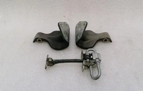 Ferrari 360 Front door upper hinge 67499800