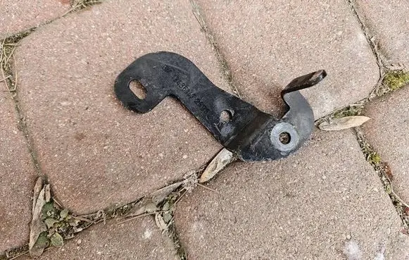 Opel Astra K Other engine bay part 13436147