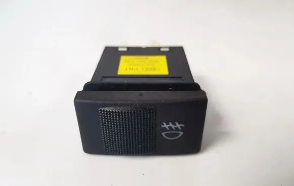 Fog light switch