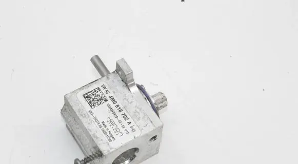 Audi e-tron Air conditioning (A/C) expansion valve 4M0816702A